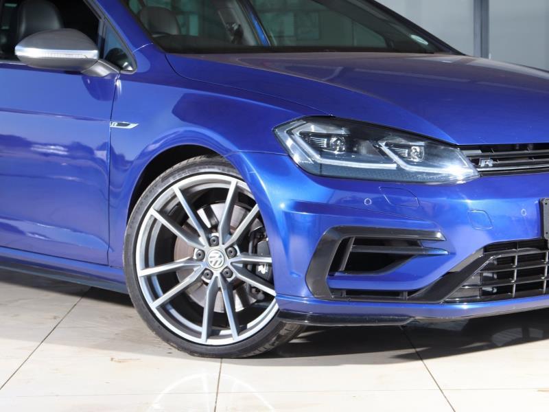 2018 Volkswagen Golf R For Sale in Kimberley - Image 2