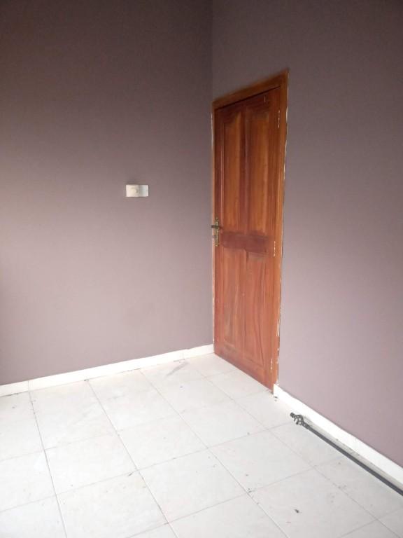 3 BEDROOM APARTMENT FOR RENT AT ACHIMOTA in Gbawe - Image 3