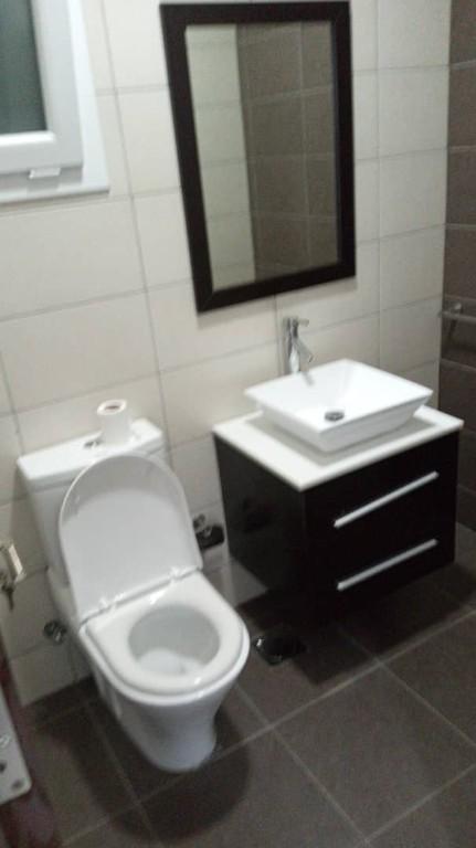 EXECUTIVE 2 BEDROOM FURNISHED APARTMENT FOR RENT AT DZORWULU in Gbawe - Image 5