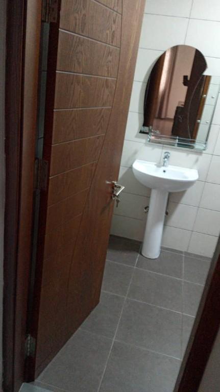 EXECUTIVE 2 BEDROOM FURNISHED APARTMENT FOR RENT AT DZORWULU in Gbawe - Image 11