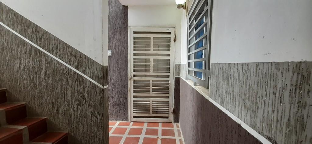 APARTAMENTO EN VENTA CONJUNTO RESIDENCIAL en Cabimas - Imagen 1