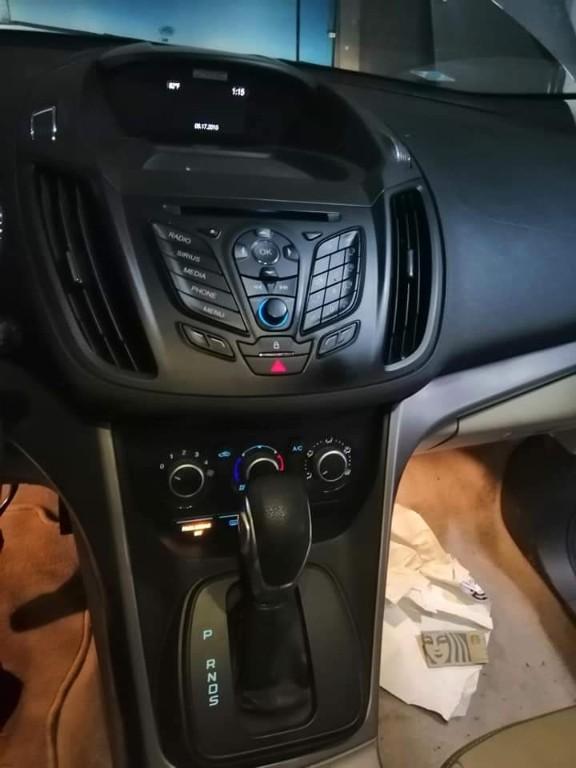 Ford Escape 2016 à Abidjan - Photo 7