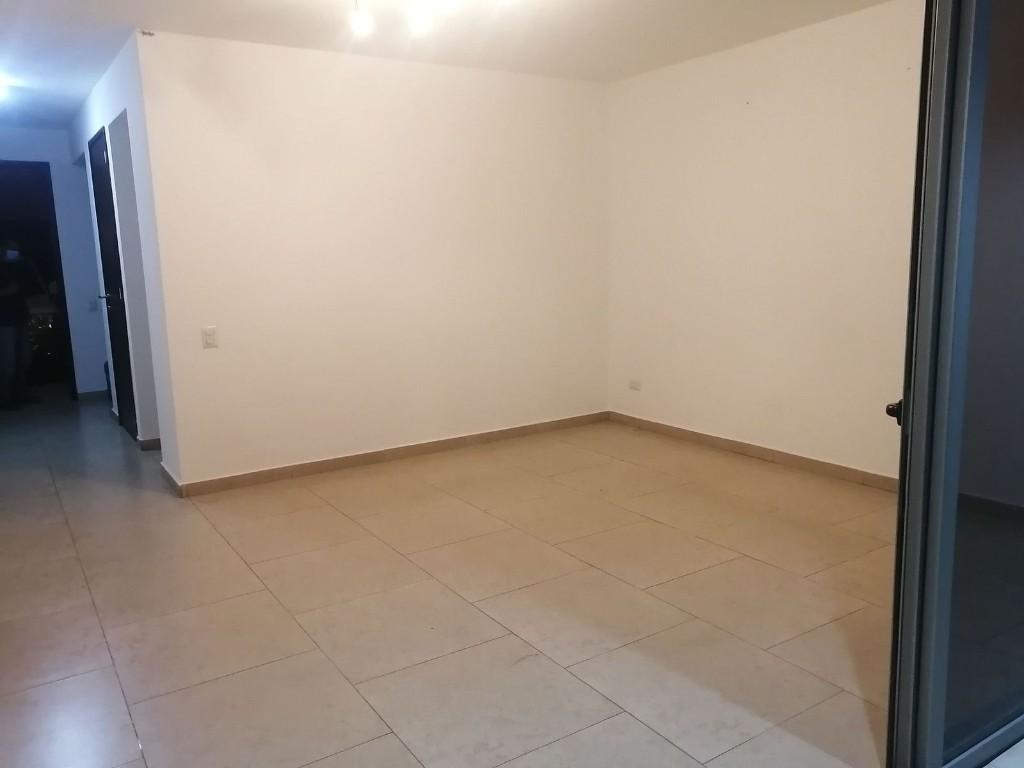 SE ALQUILA CASA RESIDENCIAL PORTAL CANARIAS, PRIVADO en Monte San Juan - Imagen 5