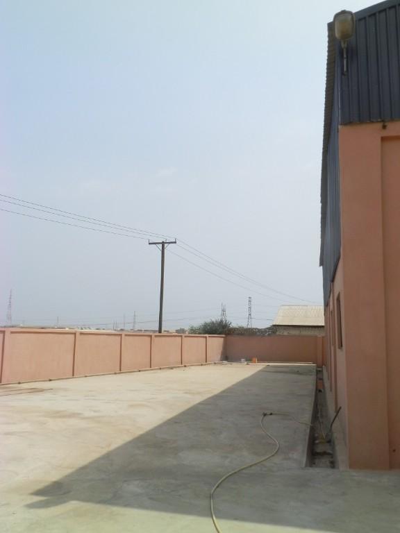 WAREHOUSE FOR SALE AT TEMA MOTORWAY in Accra - Image 6
