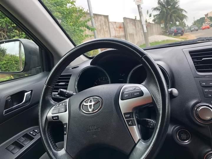 Toyota Highlander 2014 à Abidjan - Photo 7