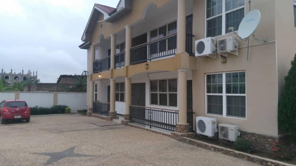 EXECUTIVE 2 BEDROOM FURNISHED APARTMENT FOR RENT AT POKUASE in Accra - Image 15