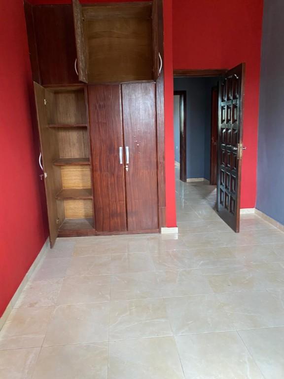EXECUTIVE 3 BEDROOM APARTMENT FOR RENT TSE ADDO in Accra - Image 6