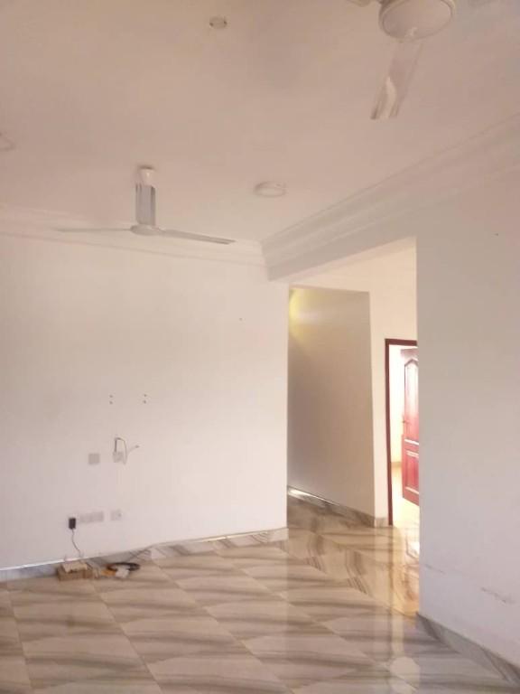 EXECUTIVE 2 BEDROOM APARTMENT FOR RENT AT DANSOMAN in Accra - Image 2