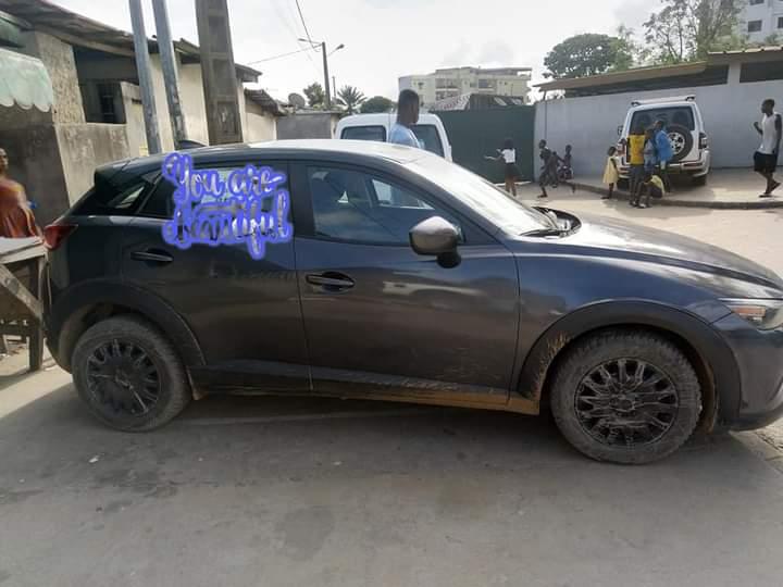 Mazda 3 2018 à Abidjan - Photo 4