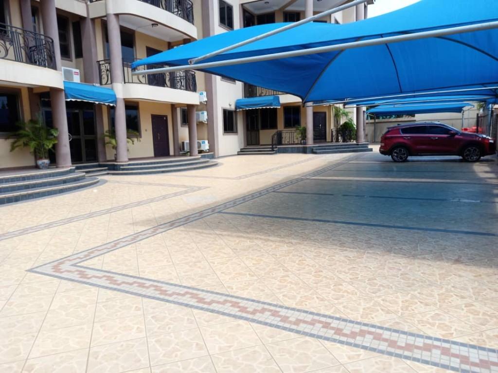 EXECUTIVE 2 BEDROOM APARTMENT FOR RENT AT EAST AIRPORT in Madina - Image 9