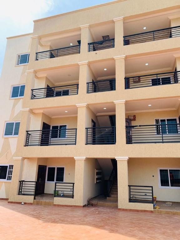 3 BEDROOM APARTMENT FOR RENT AT ADJIRIGANOR in Lashibi - Image 1