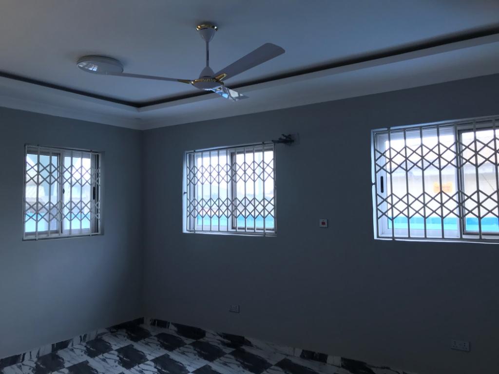 Three bedroom self compound in Ashiaman - Image 7