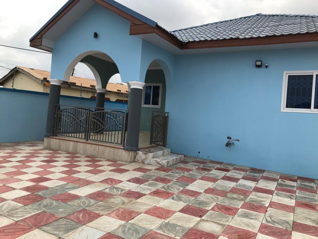 Three bedroom self compound in Ashiaman - Image 20