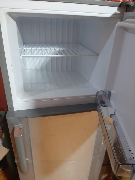 Sharp refrigerator in Cavite City - Image 3