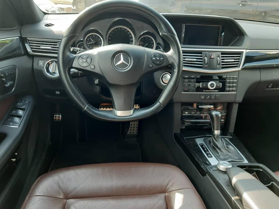 Mercedes E220 full options à Abidjan - Photo 3