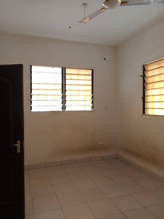 EXECUTIVE 2 BEDROOM APARTMENT FOR RENT AT DOME in Lashibi - Image 1