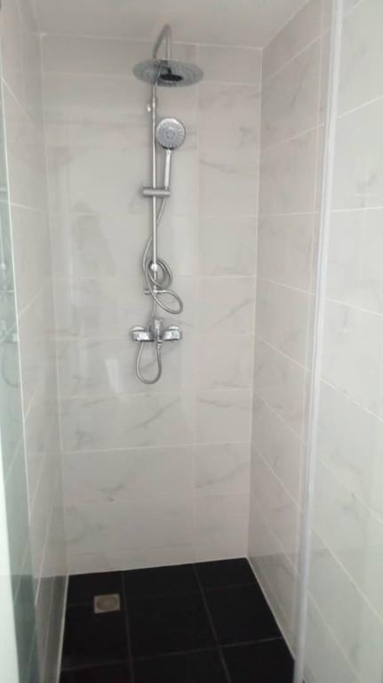 EXECUTIVE 1 BEDROOM FURNISHED APARTMENT FOR RENT AT CANTOMENTS in Lashibi - Image 3
