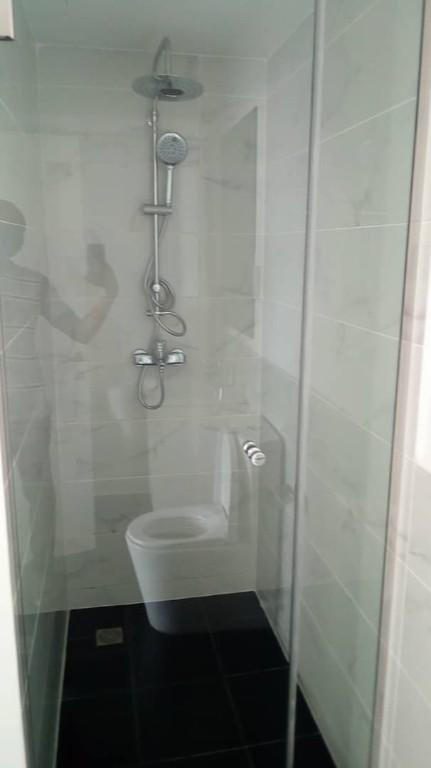 EXECUTIVE 1 BEDROOM FURNISHED APARTMENT FOR RENT AT CANTOMENTS in Lashibi - Image 6