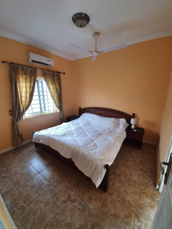 EXECUTIVE 2 BEDROOM FURNISHED APARTMENT FOR RENT AT OSU in Lashibi - Image 3