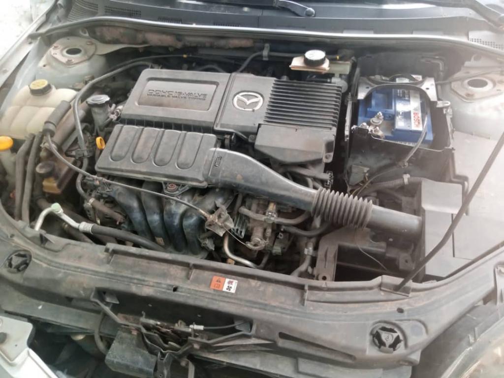 Mazda 3 2005 à Douala - Photo 4