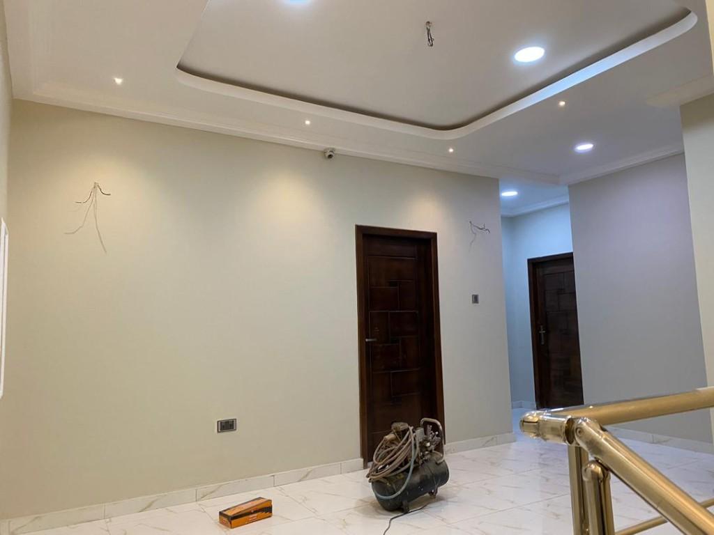 EXECUTIVE 4 BEDROOM HOUSE FOR RENT AT LAKESIDE in Madina - Image 4