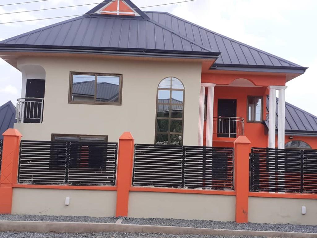 EXECUTIVE 6 BEDROOM HOUSE FOR RENT AT TEMA in Madina - Image 4