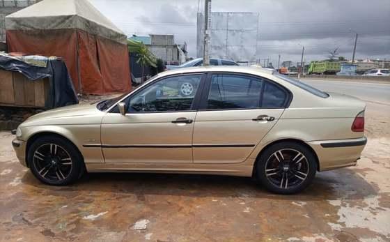 VOITURE BMW à VENDRE RAPIDE à Anyama - Photo 5