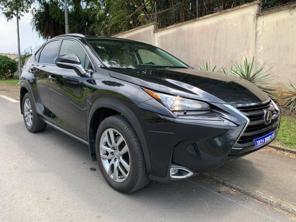 LEXUS NX200T 2017 IMPORTEE à Abidjan - Photo 10