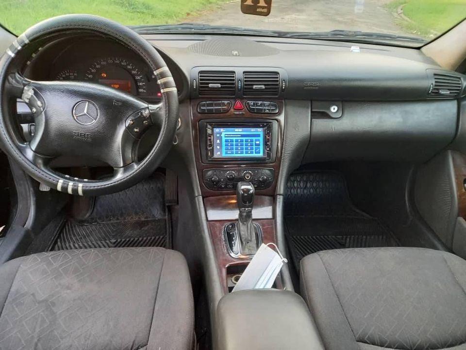MERCEDES C200 2002 JF01 AUTO RAPIDE à Abidjan - Photo 4