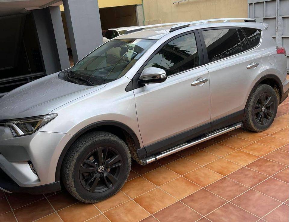 TOYOTA RAV4 2017 IMPORTEE à Abidjan - Photo 3