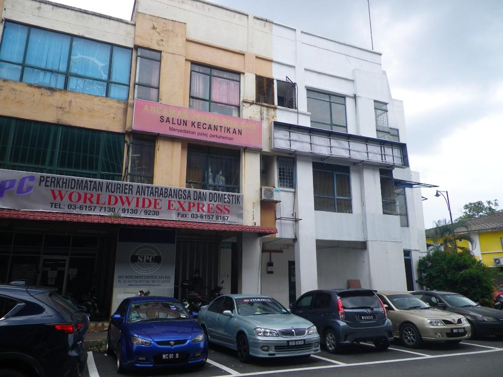 Damansara Damai Second Floor Shop-Apartment For Rent in Kampung Baru Subang - Image 2