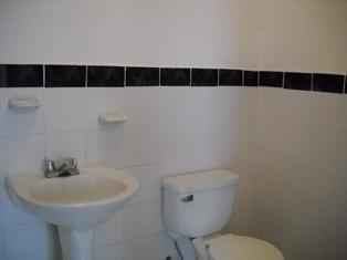 INMOBILIARIA ALARCÓN RENTA CONFORTABLE DEPARTAMENTO SECTOR UMIÑA en Montecristi - Imagen 6