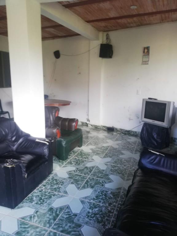 SE VENDE CASA 3 PISOS EN CAPARRAPI en La Dorada - Imagen 6
