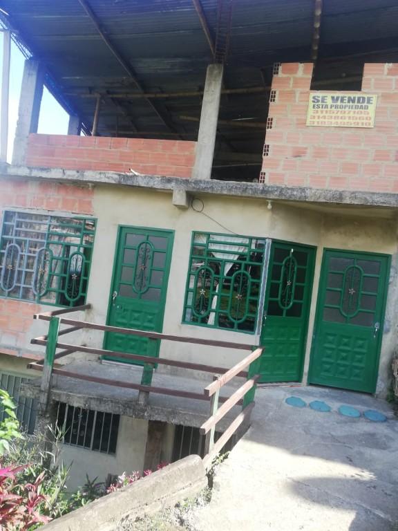 SE VENDE CASA 3 PISOS EN CAPARRAPI en La Dorada - Imagen 11