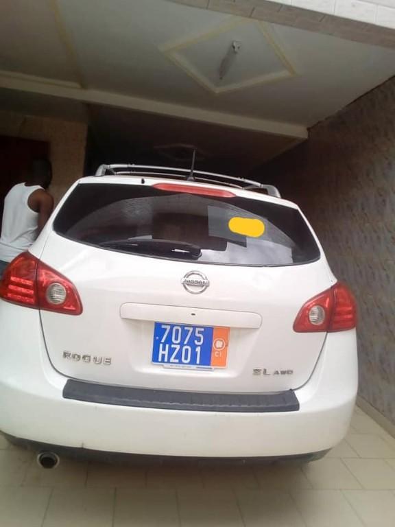 NISSAN ROGUE HZ01 AUTOMATIQUE à Abidjan - Photo 6