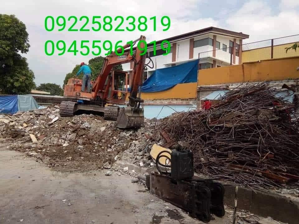 Demolition Contractor in Santo Cristo - Image 1