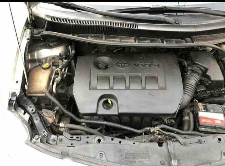 TOYOTA AURIS EN VENTE RAPIDE à Abidjan - Photo 4
