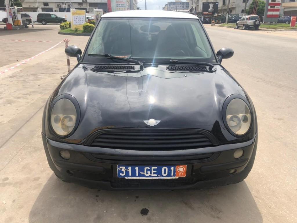 Mini Cooper à Abidjan - Photo 1