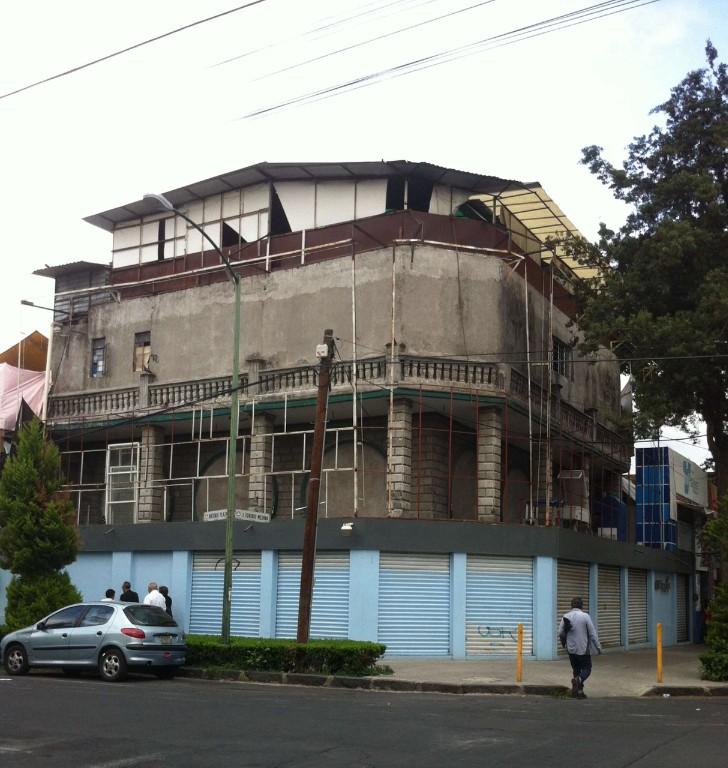 PROPIEDAD MIXTA EN VENTA-EXCELENTE OPORTUNIDAD en Guadalupe - Imagen 2