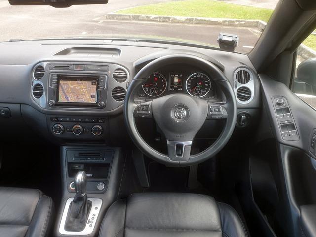 Volkswagen Tiguan CAR RENTAL in Queenstown - Image 3