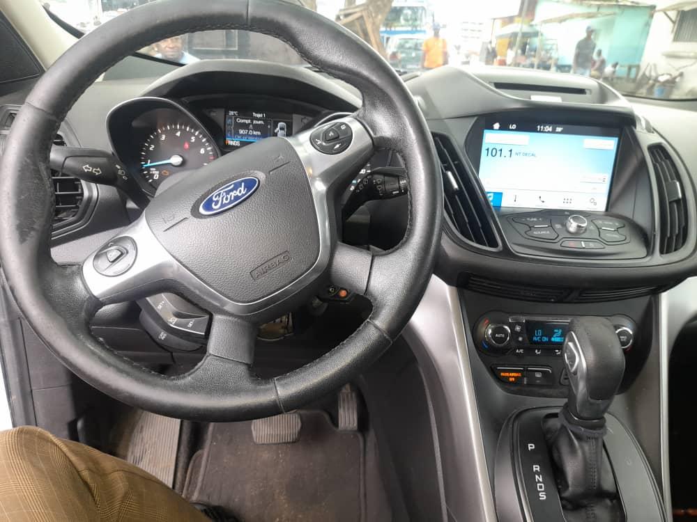 Ford Escape 2016 à Abidjan - Photo 6