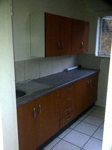Spacious Duplex To Let In Malvern in Johannesburg - Image 1