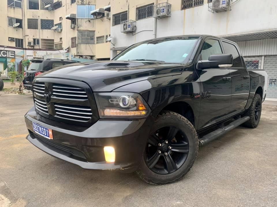 DODGE RAM 1500 2017 à Abidjan - Photo 3
