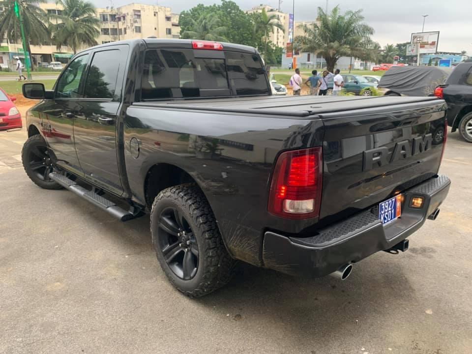 DODGE RAM 1500 2017 à Abidjan - Photo 6