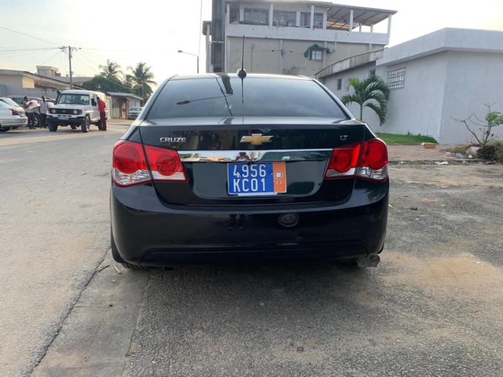 CHEVROLET CRUZE MOD 2016 à Abidjan - Photo 7