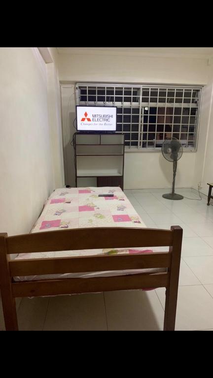 Rent Common room in Bukit Batok - Image 4