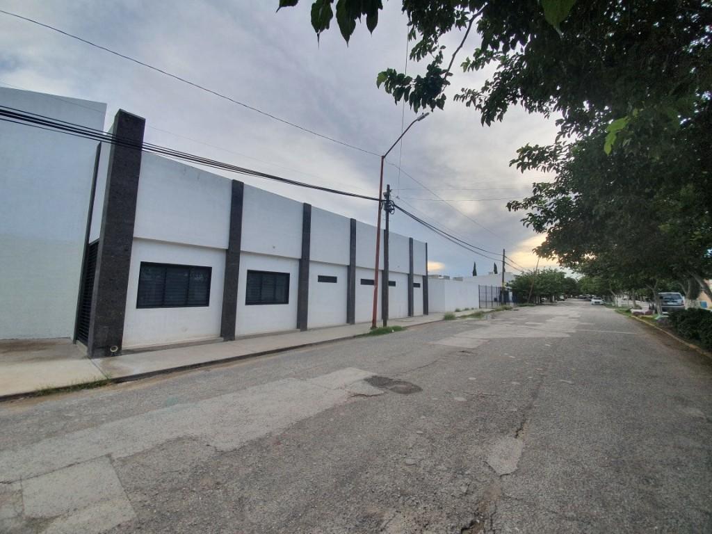 SE RENTA LOCAL COMERCIAL EN PASEO DE LA VICTORIA CON MUCHO ESTAC en Ciudad Juárez - Imagen 6