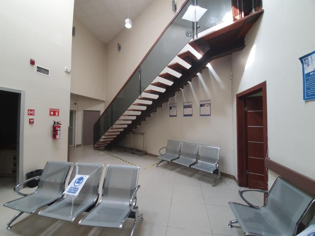 SE RENTA LOCAL COMERCIAL EN PASEO DE LA VICTORIA CON MUCHO ESTAC en Ciudad Juárez - Imagen 7