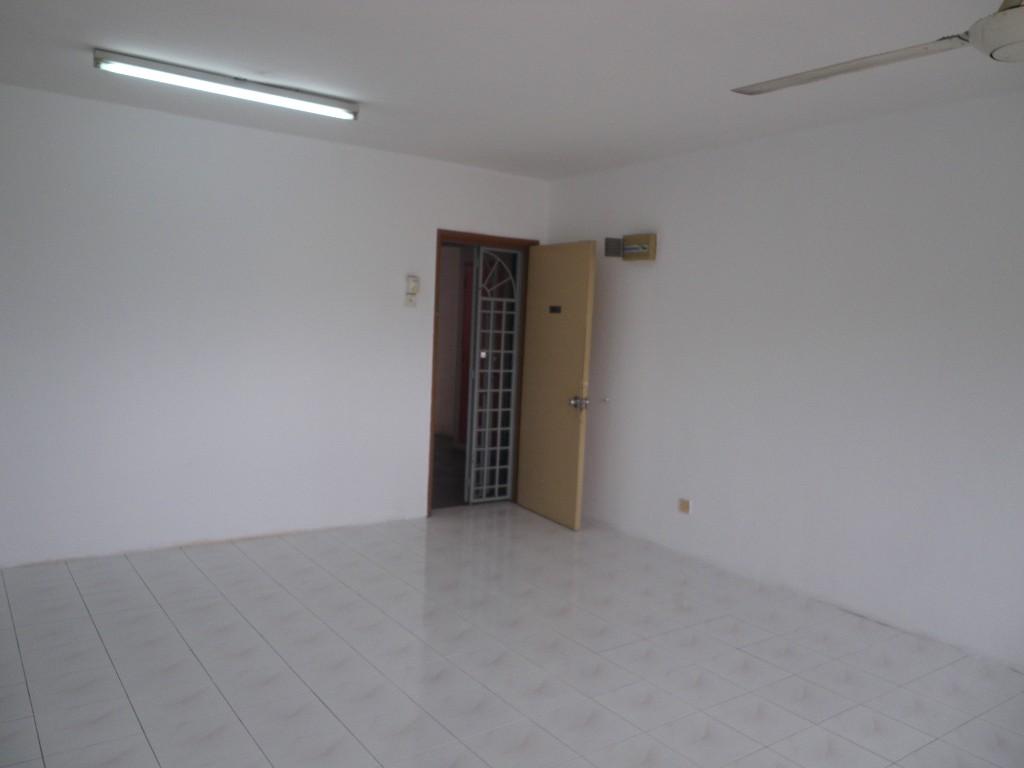 Petaling Jaya Damansara Damai Saujana Apartment For Rent in Ladang Seri Kundang - Image 7