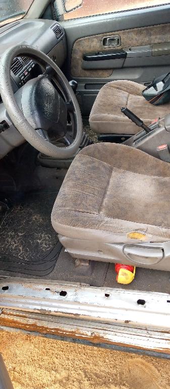 Nissan Navara 2000 à Abidjan - Photo 6